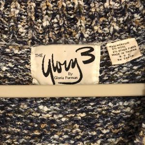 Beautiful oversize sweater by Gloria for men size large